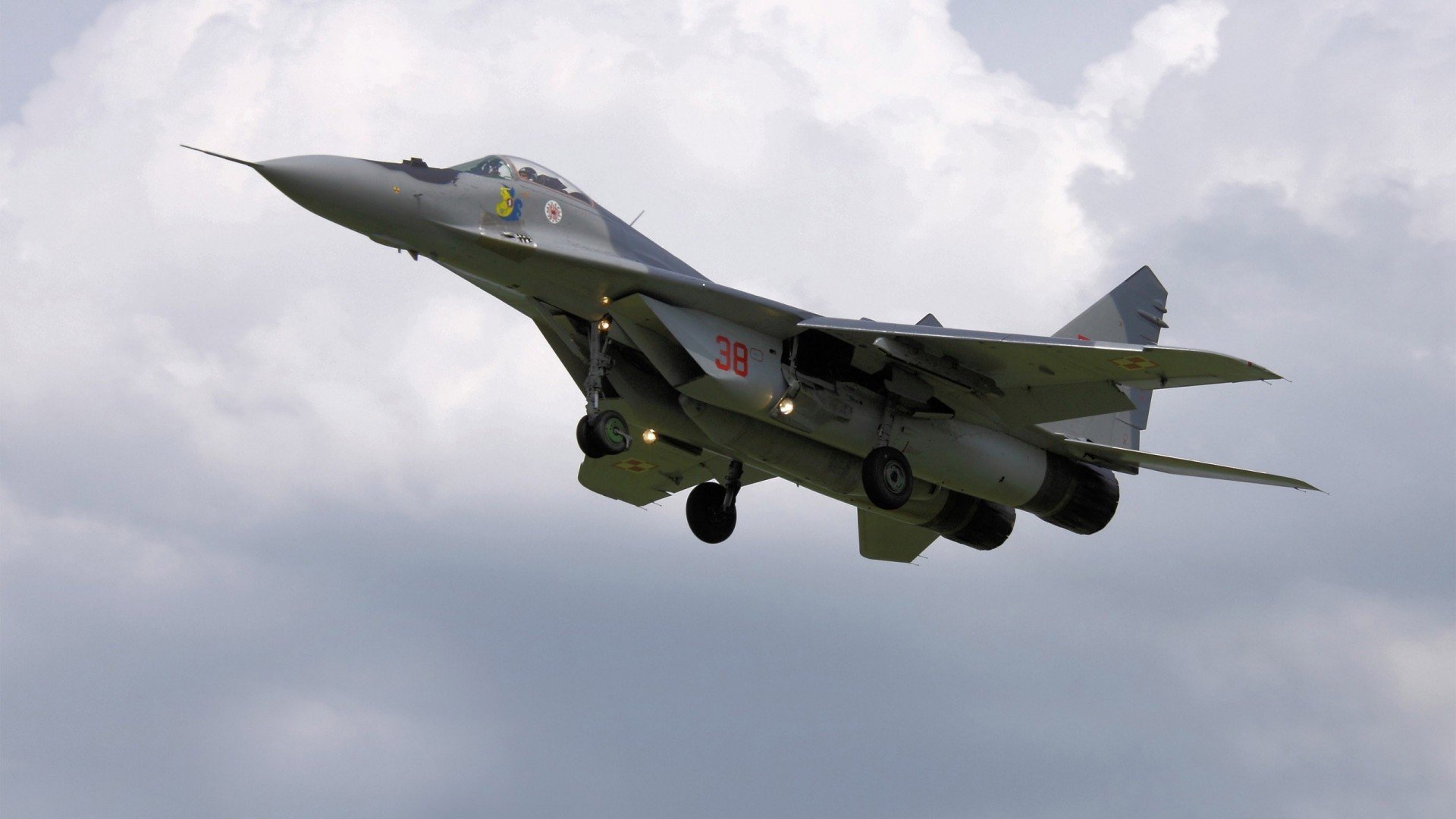 新月计划再签顶级前锋补强锋线